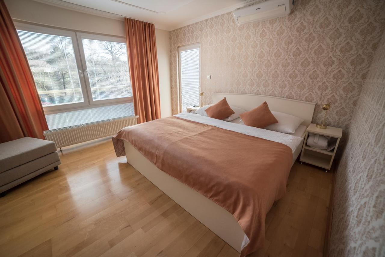 Hotel Alfa Giraltovce Bagian luar foto